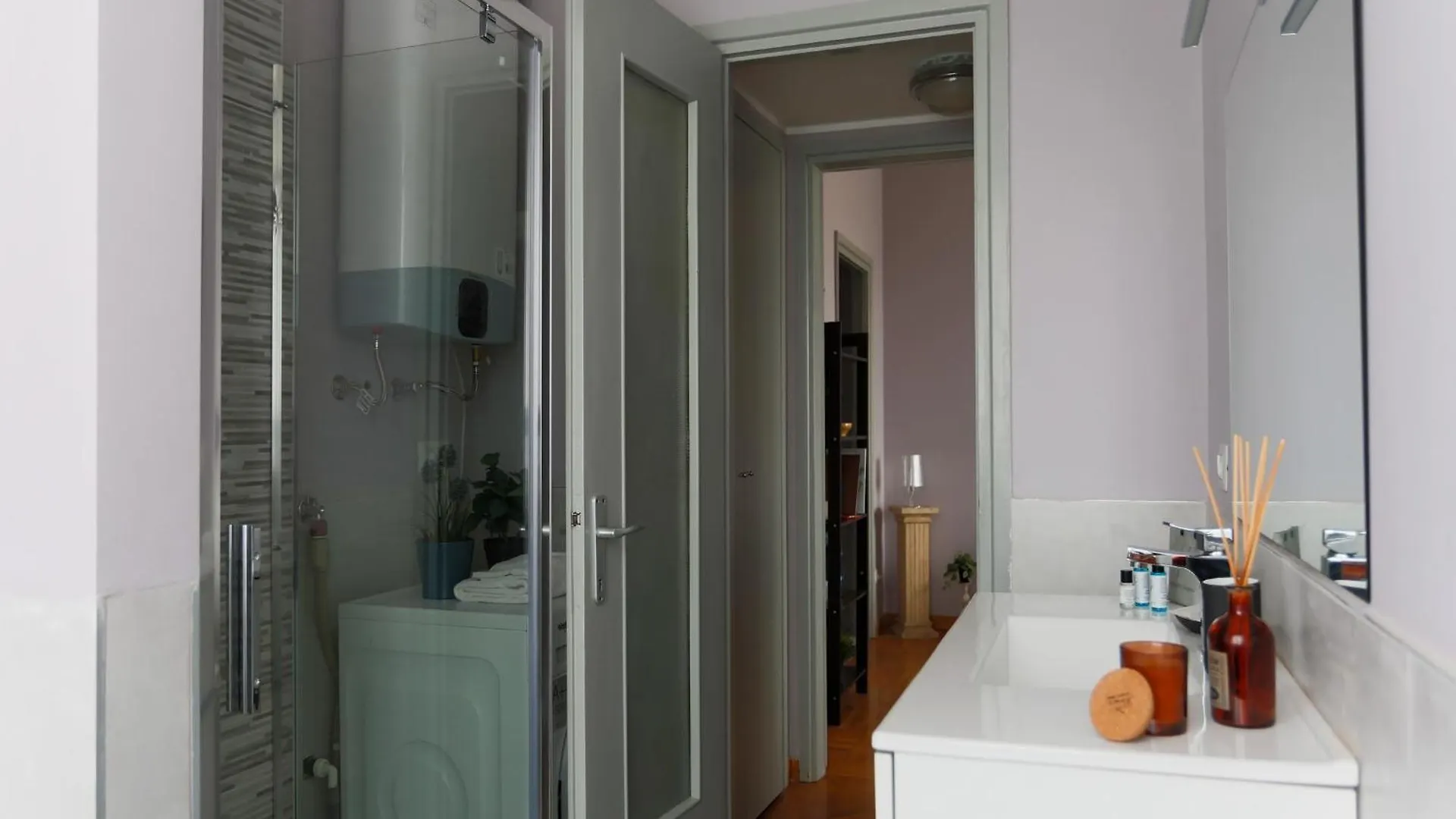 The Best Rent - Spacious One-Bedroom Apartment In Moscova District Milano Italia