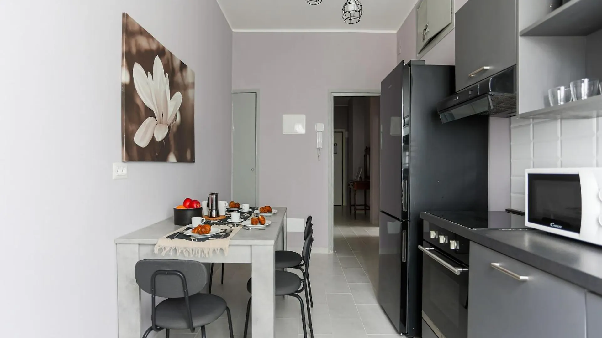 The Best Rent - Spacious One-Bedroom Apartment In Moscova District ミラノ